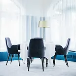 Du Pere Bise - Jean Sulpice Hotel