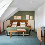 Du Pere Bise - Jean Sulpice 5*