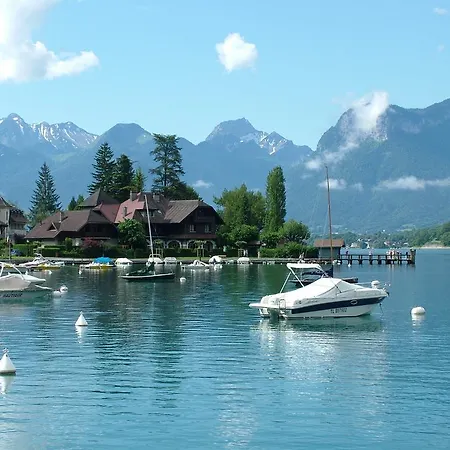 Otel Du Pere Bise - Jean Sulpice