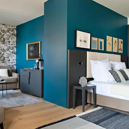 Du Père Bise - Jean Sulpice Hotel